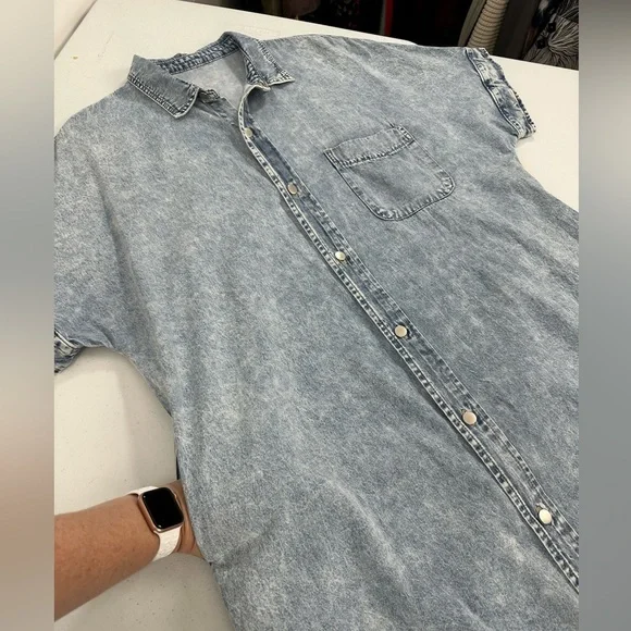 Boutique Denim Shirt Dress Light Wash Collared Button Down Utility Normcore XL - Picture 11 of 12